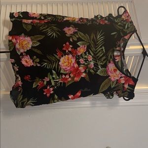 Women’s Flower top